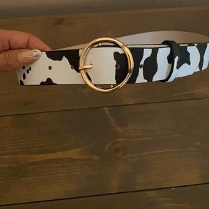 Cow print belt